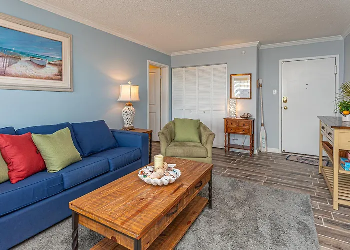 2 Bedroom With Ocean Views & Outdoor Pool! Ocean City